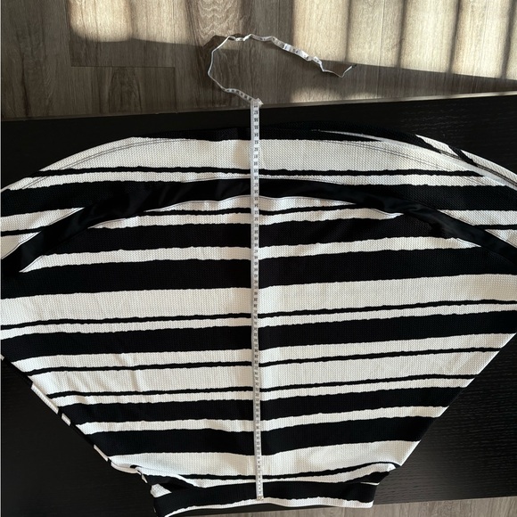 Size l - Picture 2 of 2